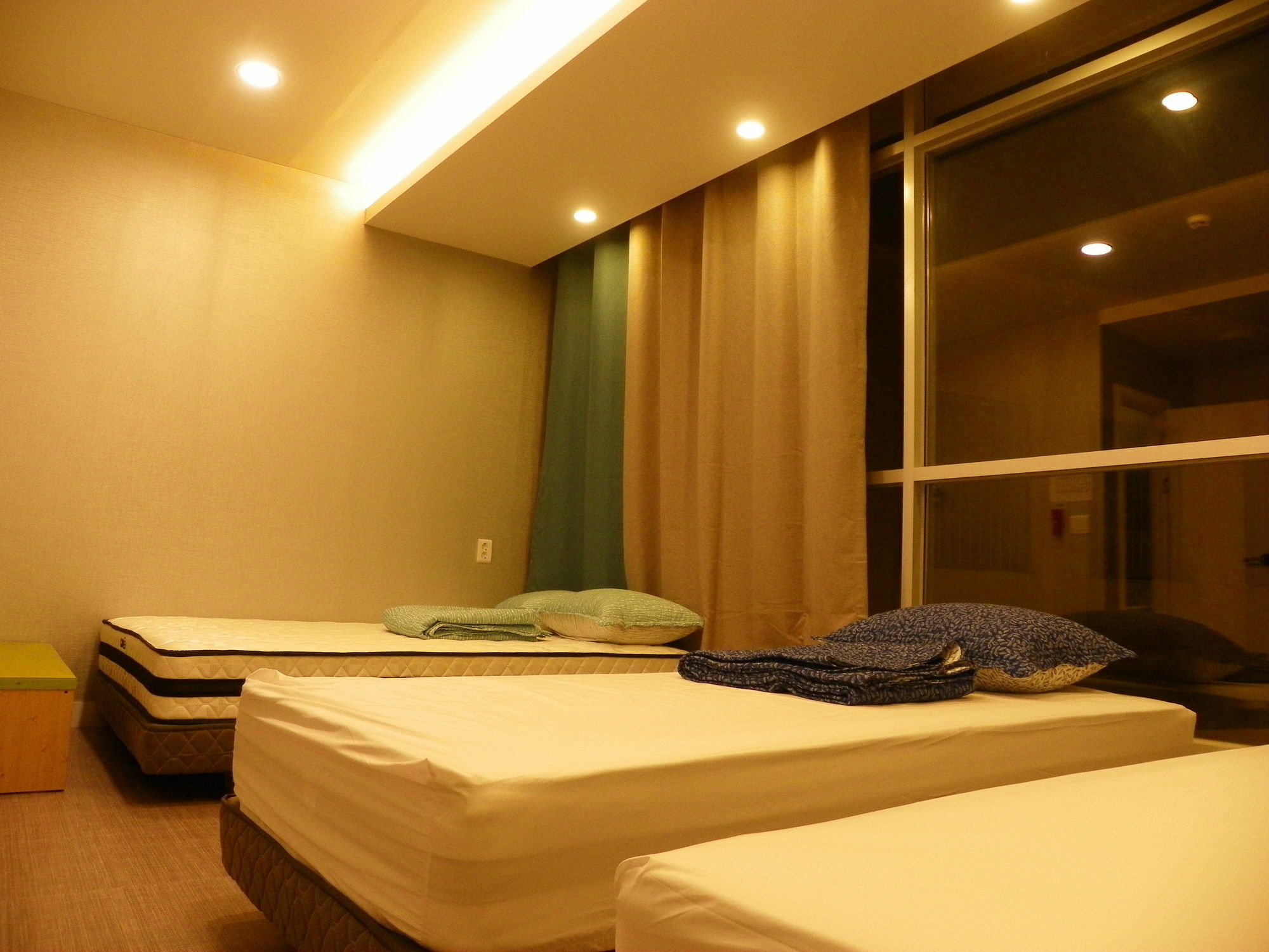 Feliz Casa Hotel Seoul Exterior photo